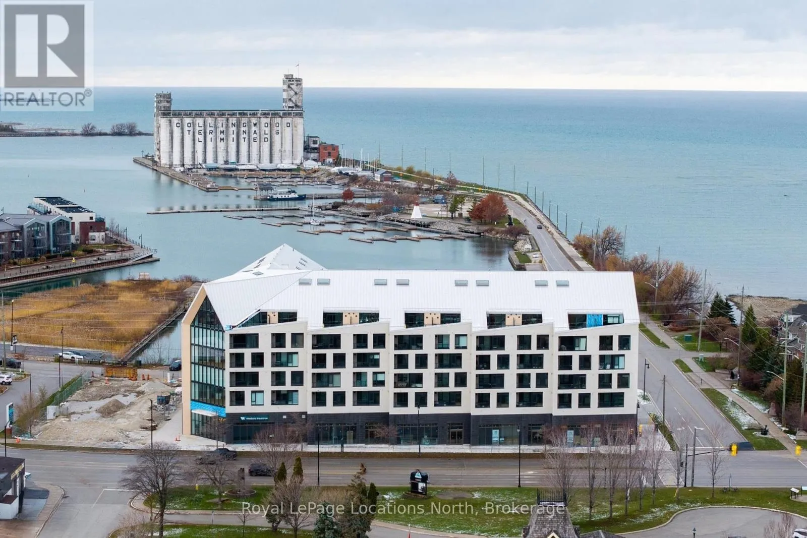 Apartment for rent: 501 - 31 Huron Street, Collingwood, Ontario L9Y 1C3