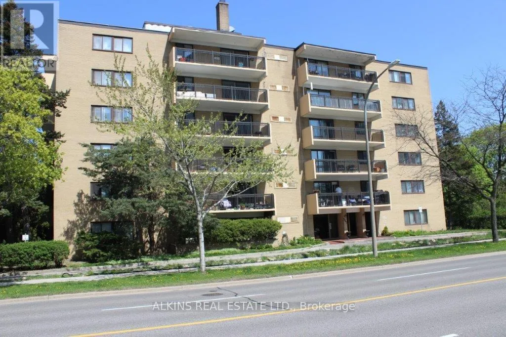 Apartment for rent: 501 - 557 The East Mall, Toronto, Ontario M9B 4A5