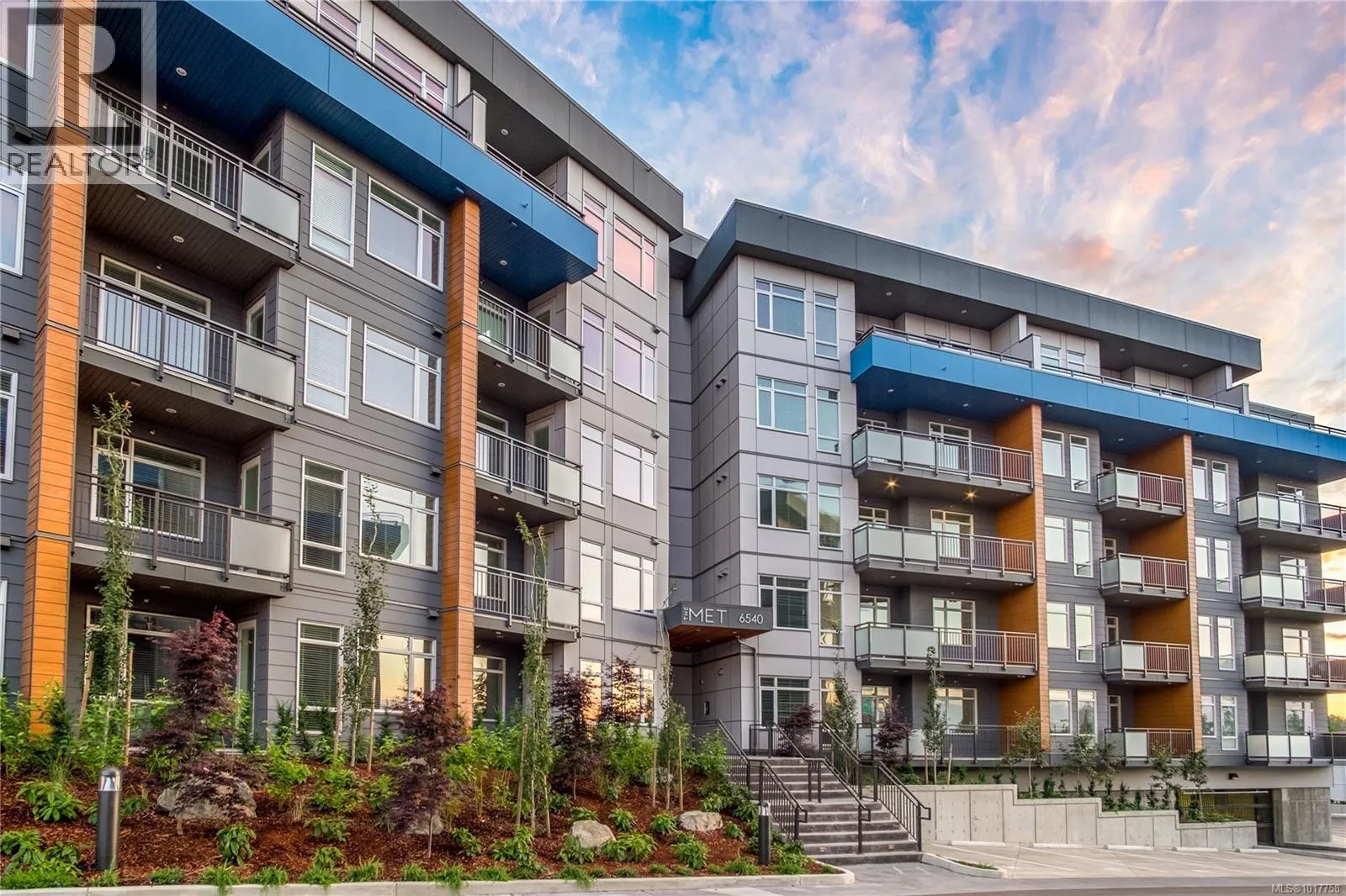 Apartment for rent: 501 6540 Metral Dr, Nanaimo, British Columbia V9L 0L8