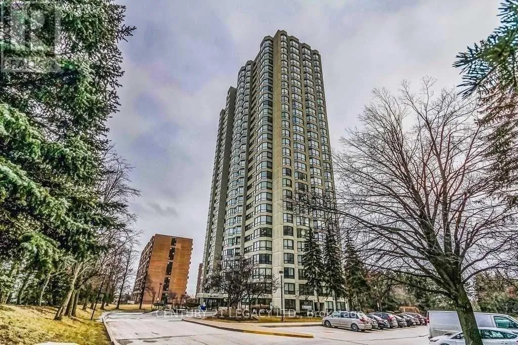 Apartment for rent: 501 - 8 Lisa Street, Brampton, Ontario L6T 4S6