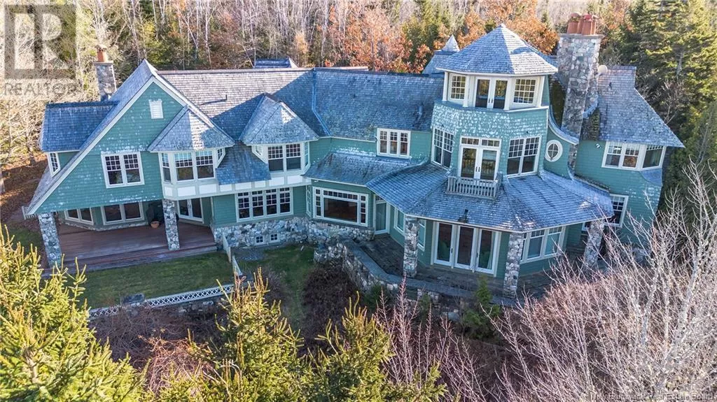 House for rent: 501 Kennebecasis Drive, Saint John, New Brunswick E2K 5K9