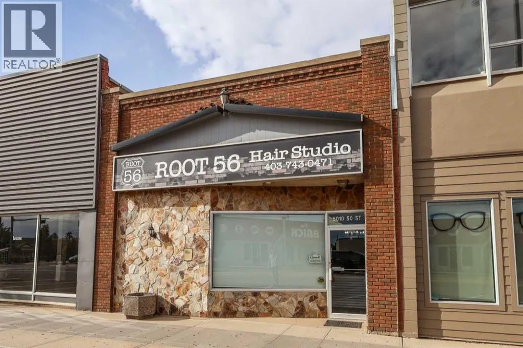 Retail for rent: 5010 50 Street, Stettler, Alberta T0C 2L0