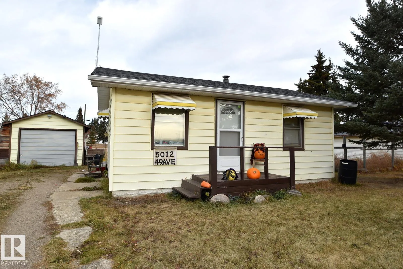 House for rent: 5012 49 Avenue, Vilna, Alberta T0A 3L0