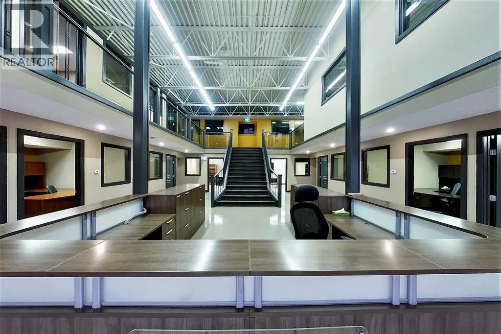 Offices for rent: 5016 4 Avenue, Edson, Alberta T7E 1V6