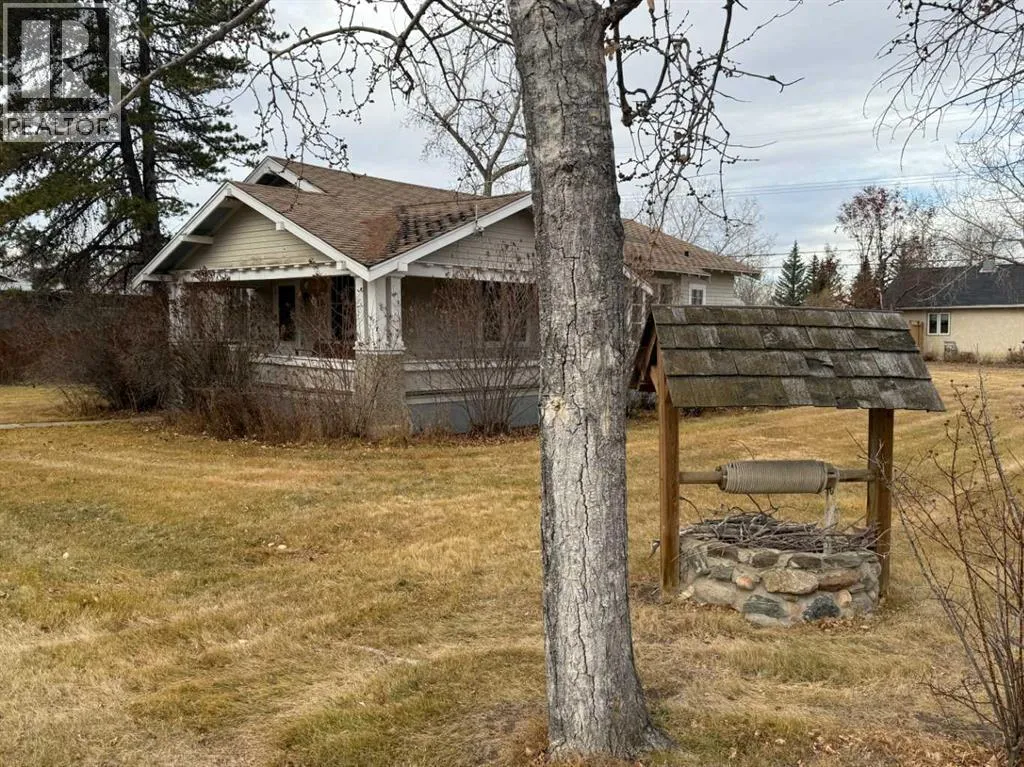 House for rent: 502 1 Street S, Vulcan, Alberta T0L 2B0