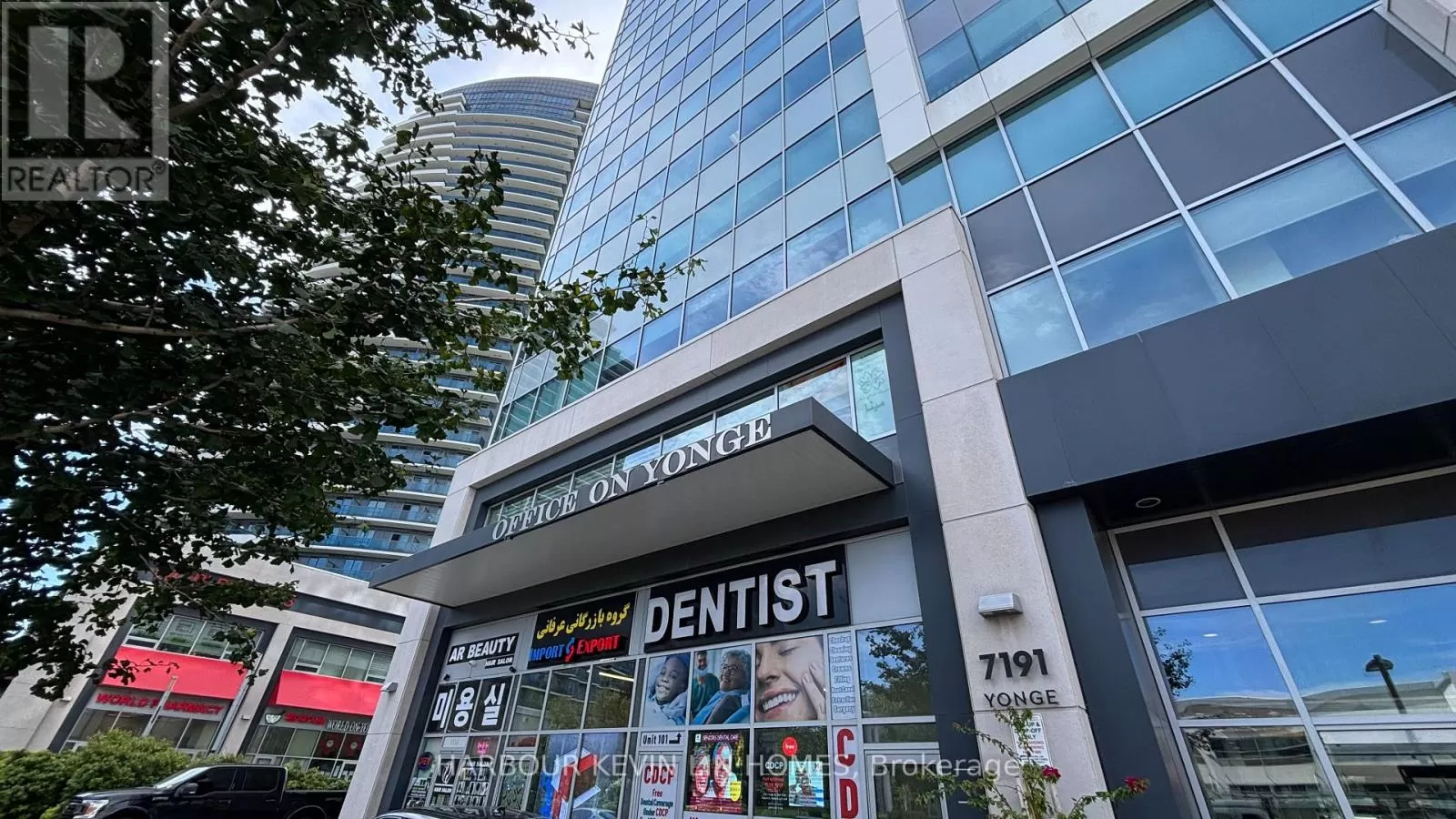 Offices for rent: 502 - 7191 Yonge Street, Markham, Ontario L4J 1V8