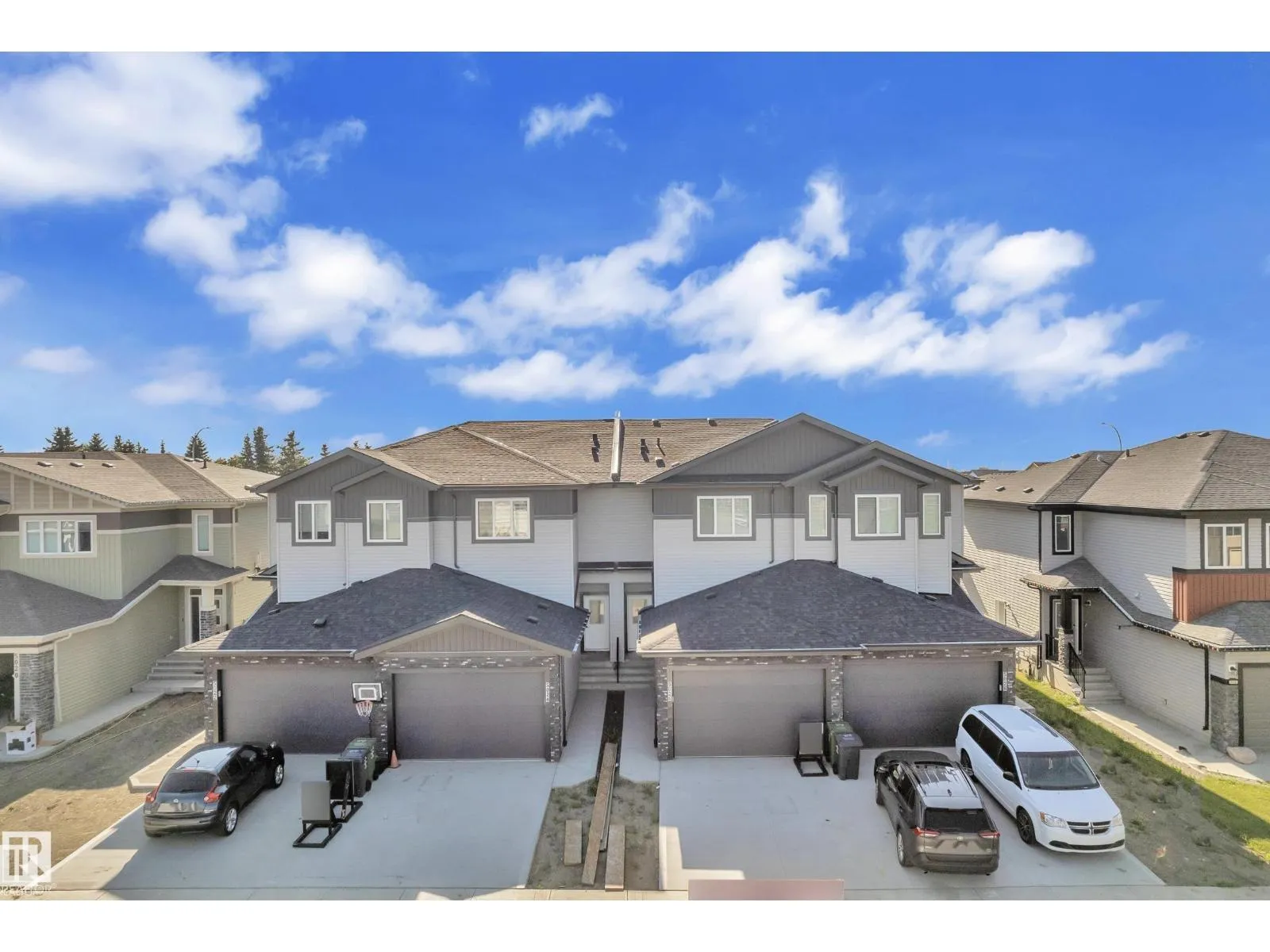 Row / Townhouse for rent: 5024 67 St, Beaumont, Alberta T6X 2A2