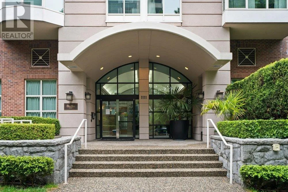 Apartment for rent: 503 1111 Haro Street, Vancouver, British Columbia V6E 1E3