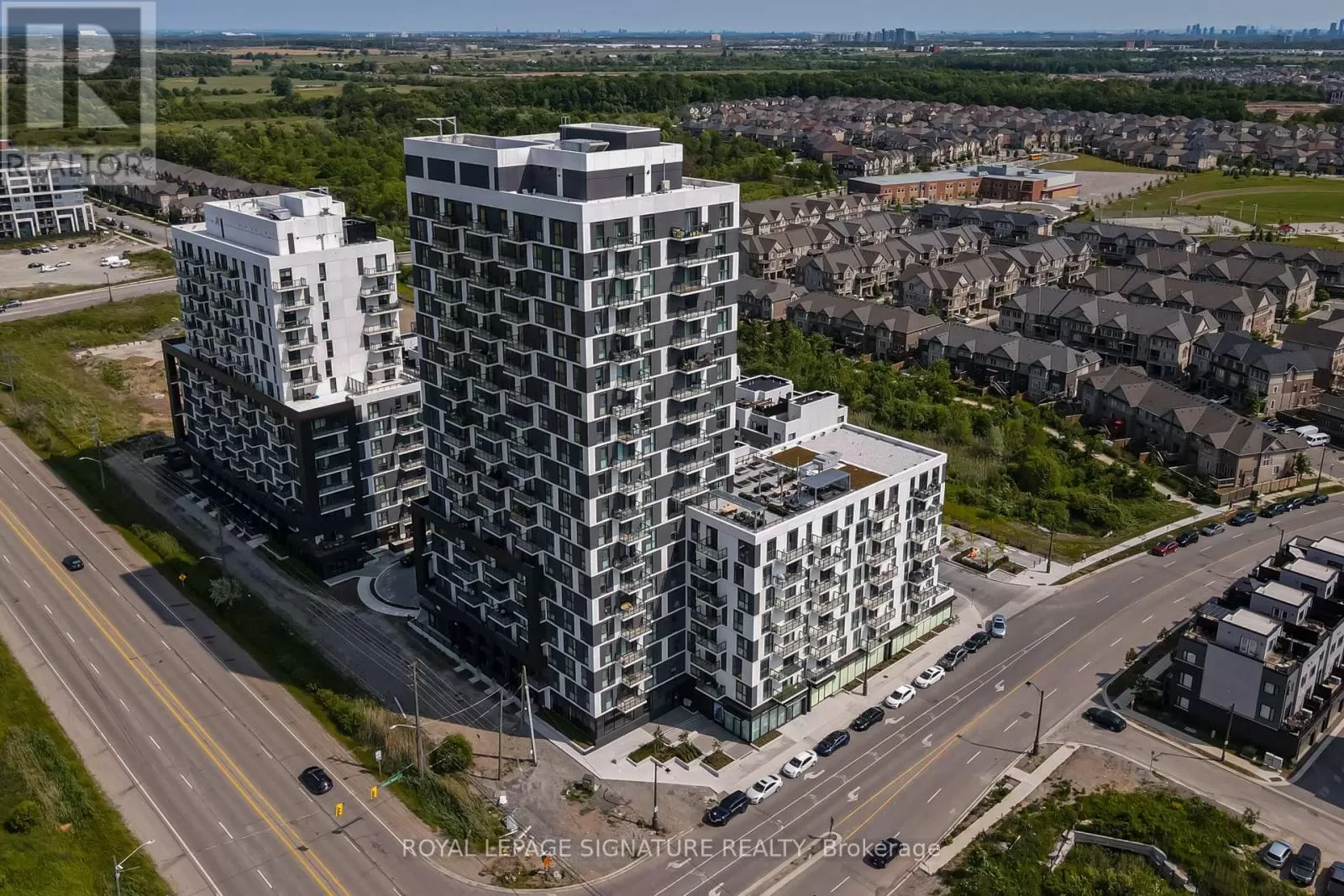 Apartment for rent: 503 - 335 Wheat Boom Drive, Oakville, Ontario L6H 7Y1