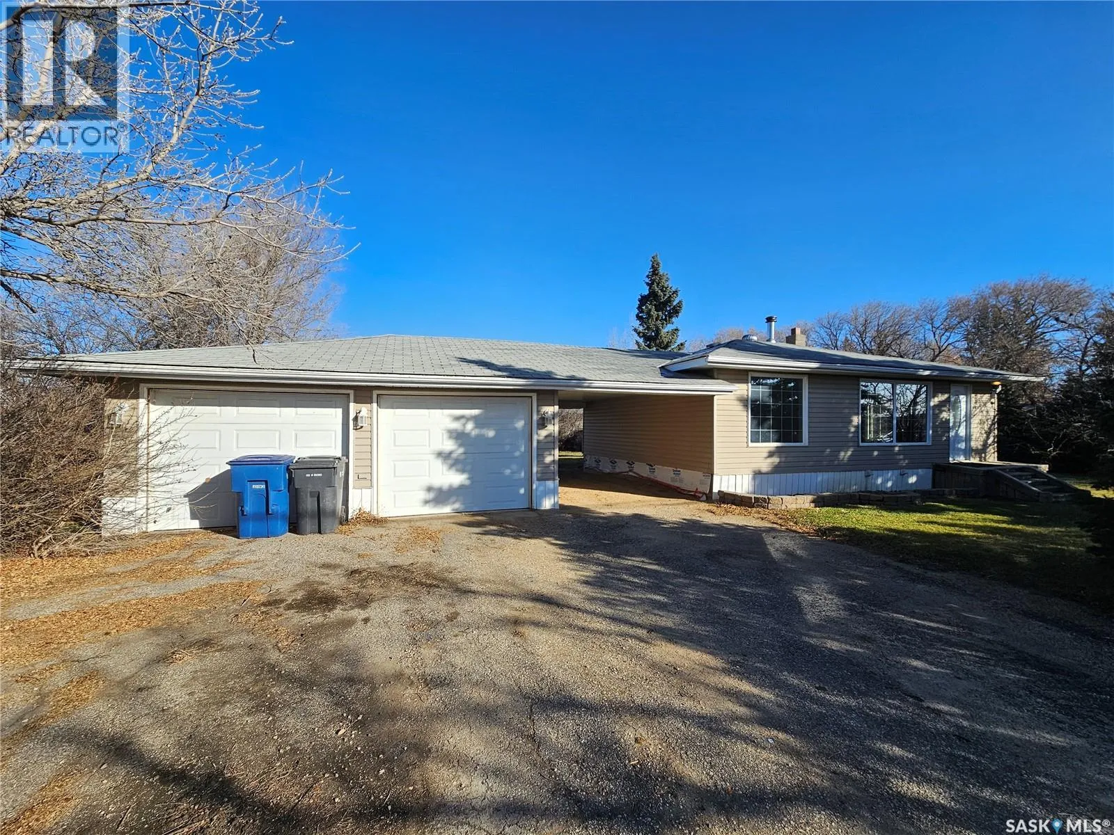 House for rent: 503 Souris Avenue E, Carlyle, Saskatchewan S0C 0R0