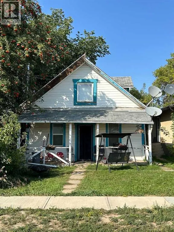 House for rent: 5030 52 Avenue, High Prairie, Alberta T0G 1E0