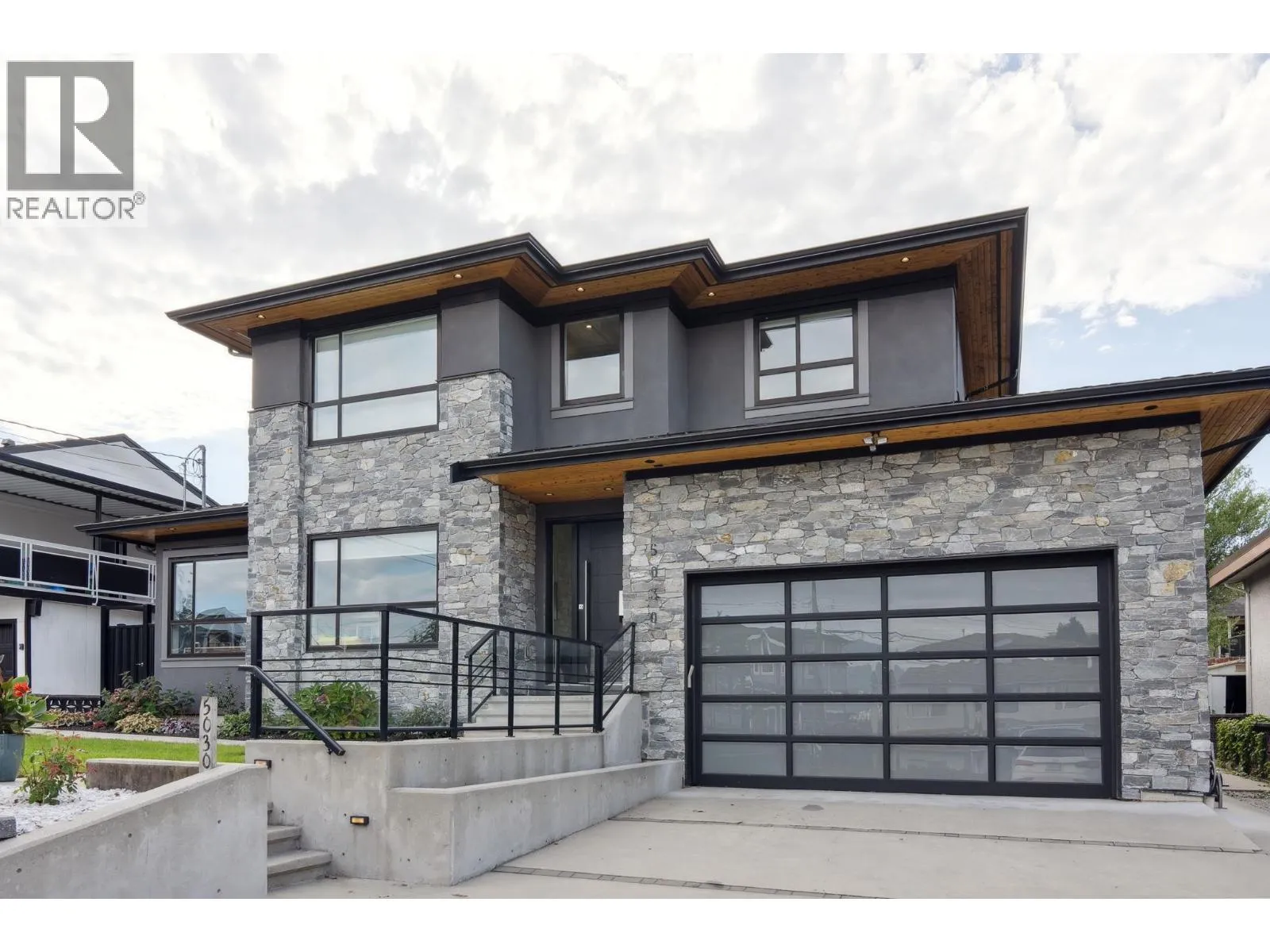 House for rent: 5030 Hardwick Street, Burnaby, British Columbia V5G 1P7