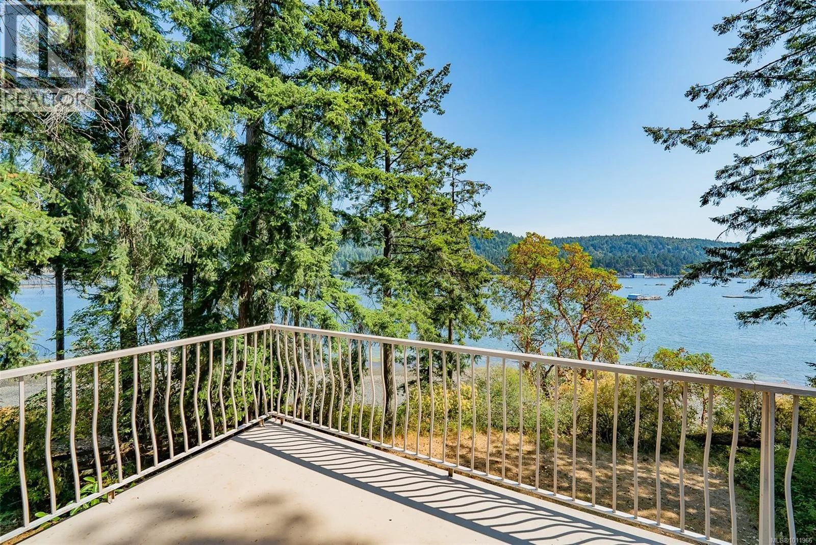 House for rent: 5030 Limberis Dr, Ladysmith, British Columbia V9G 1M6