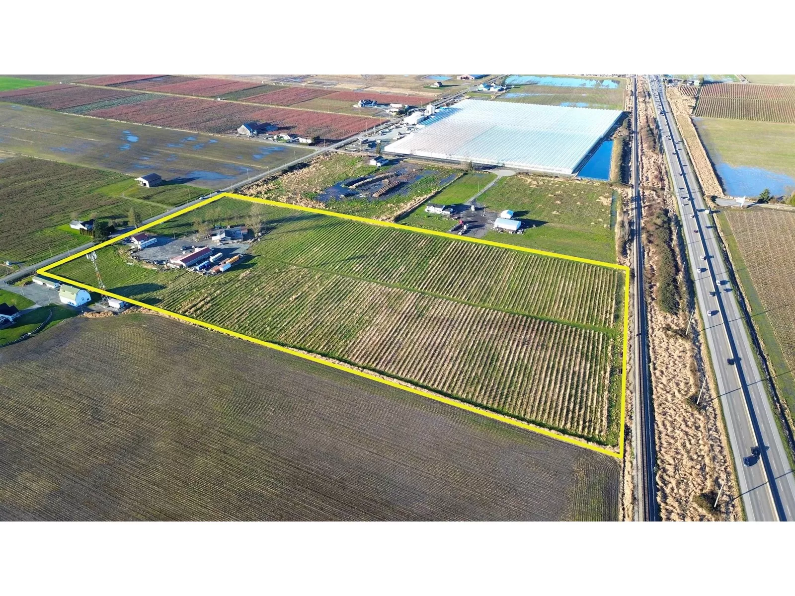 House for rent: 5038 Riverside Street, Abbotsford, British Columbia V4X 1W9