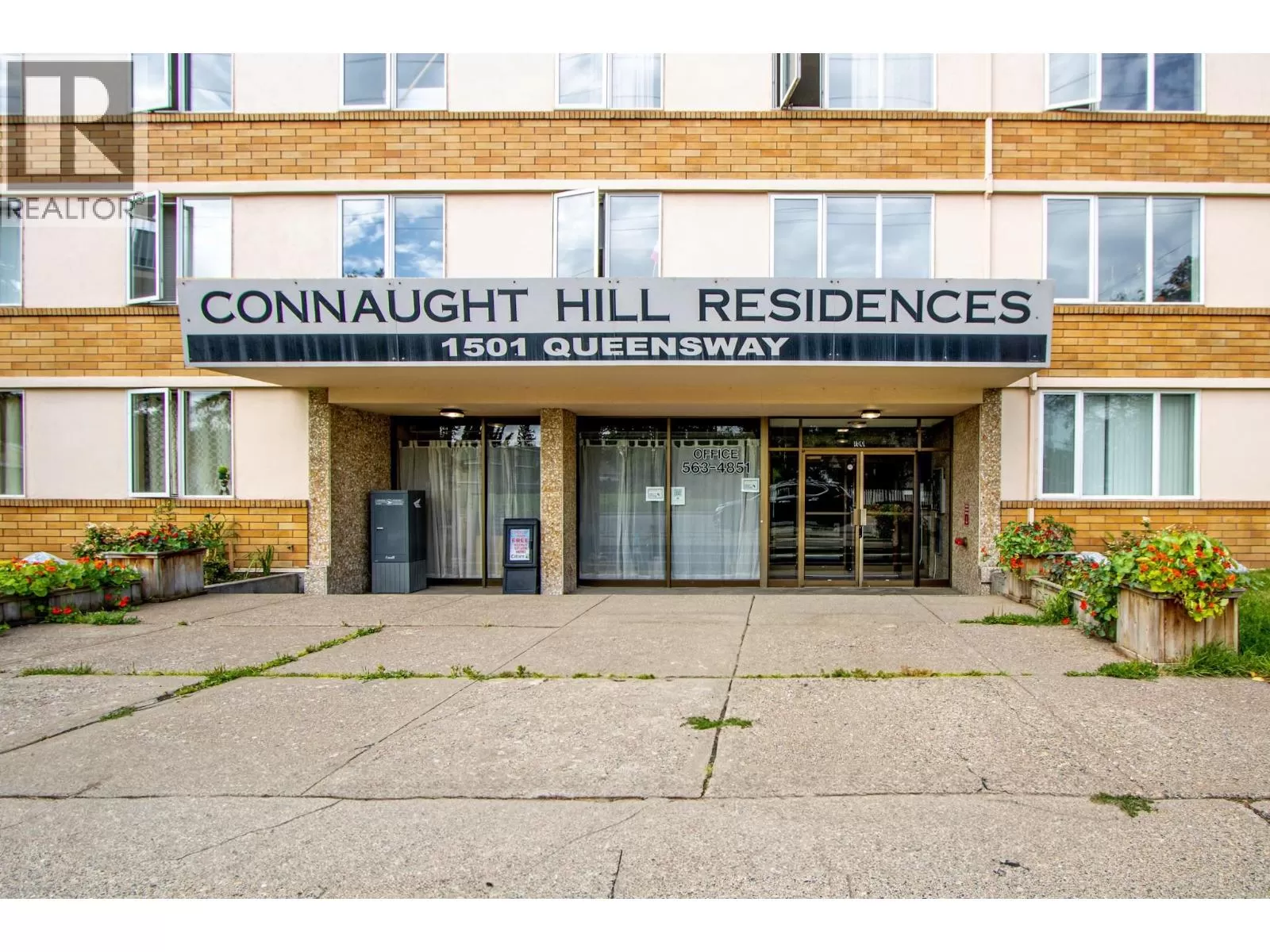 Apartment for rent: 504 1501 Queensway, Prince George, British Columbia V2L 1L5