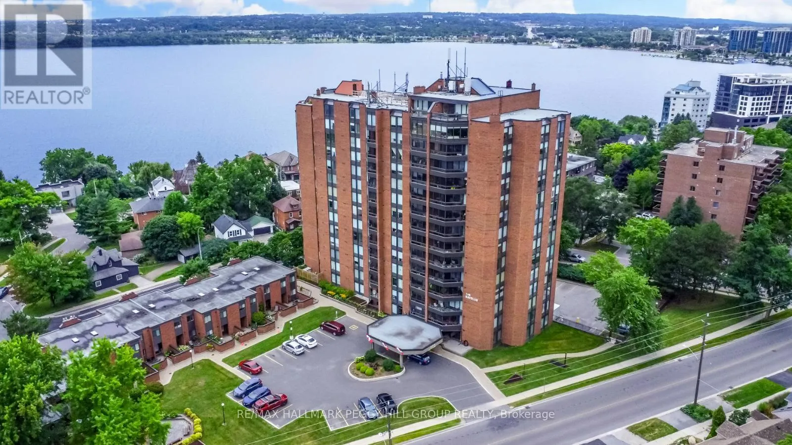 Apartment for rent: 504 - 181 Collier Street, Barrie, Ontario L4M 5L6