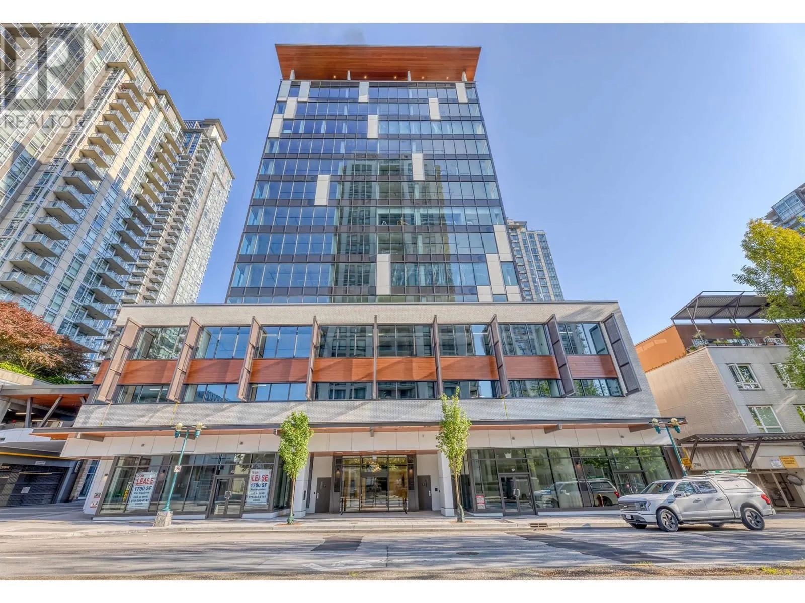 504 2992 Glen Drive, Coquitlam, British Columbia V3B 0V2