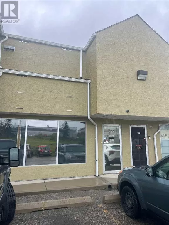 Commercial Mix for rent: 504, 3208 8 Avenue Ne, Calgary, Alberta T2A 7V8