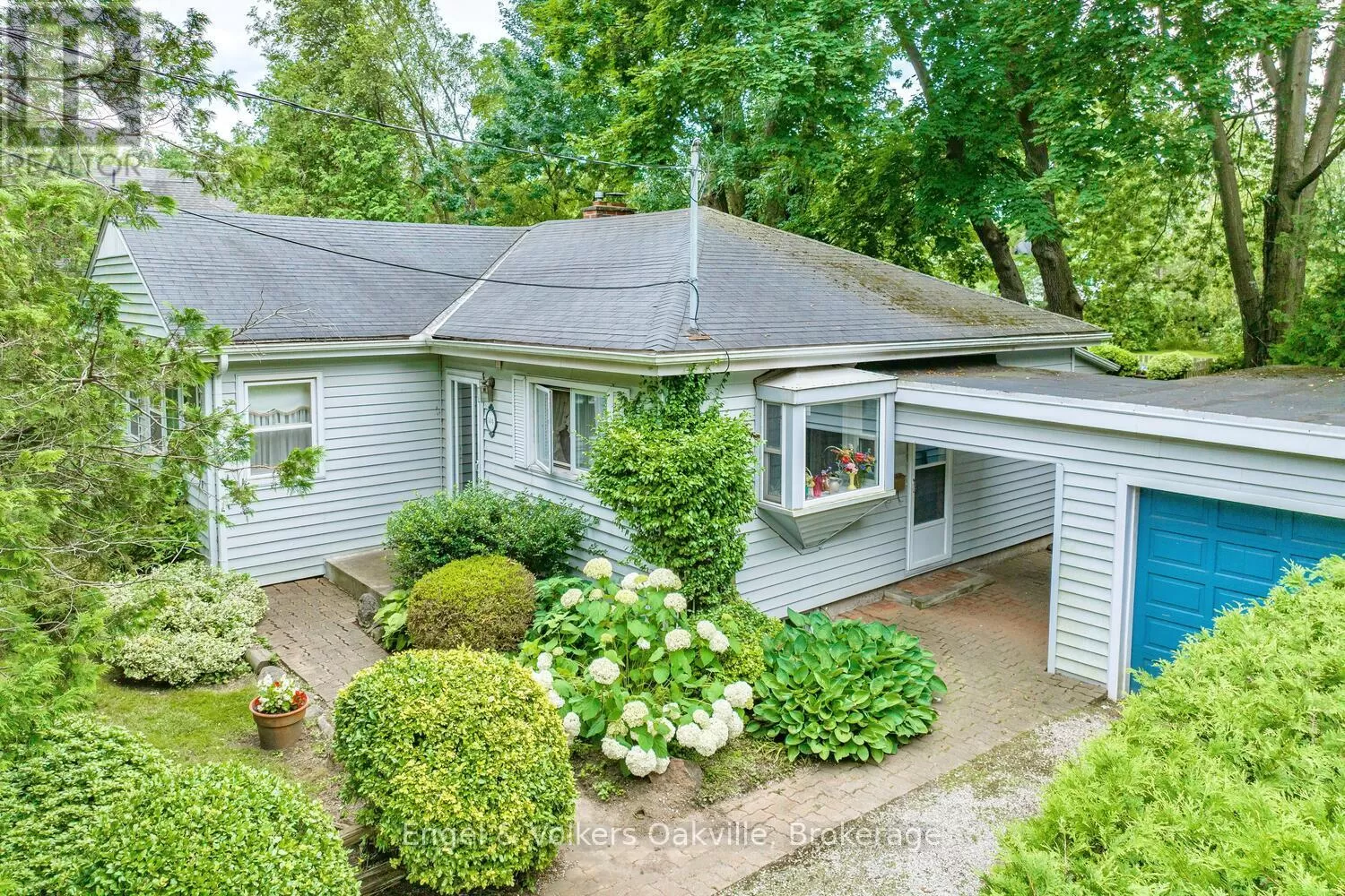 House for rent: 504 Chamberlain Lane, Oakville, Ontario L6J 4H6