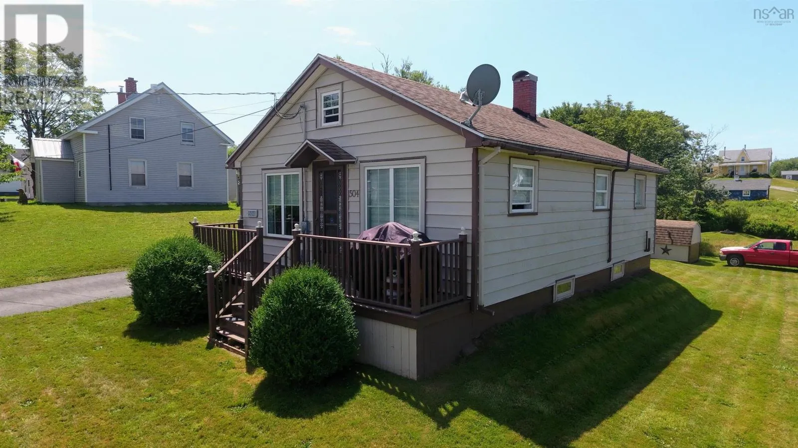 House for rent: 504 Highway 335, West Pubnico, Nova Scotia B0W 3S0