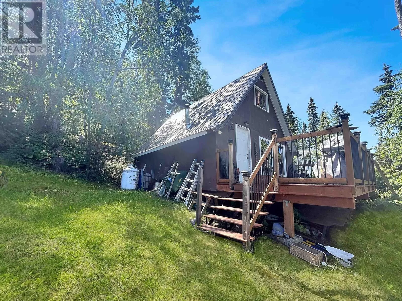 Recreational for rent: 50450 Lloyd Drive, Cluculz Lake, British Columbia V0J 3A3
