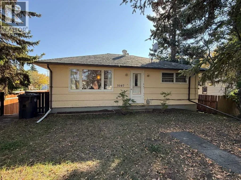 House for rent: 5047 51 Street, Mannville, Alberta T0B 2W0