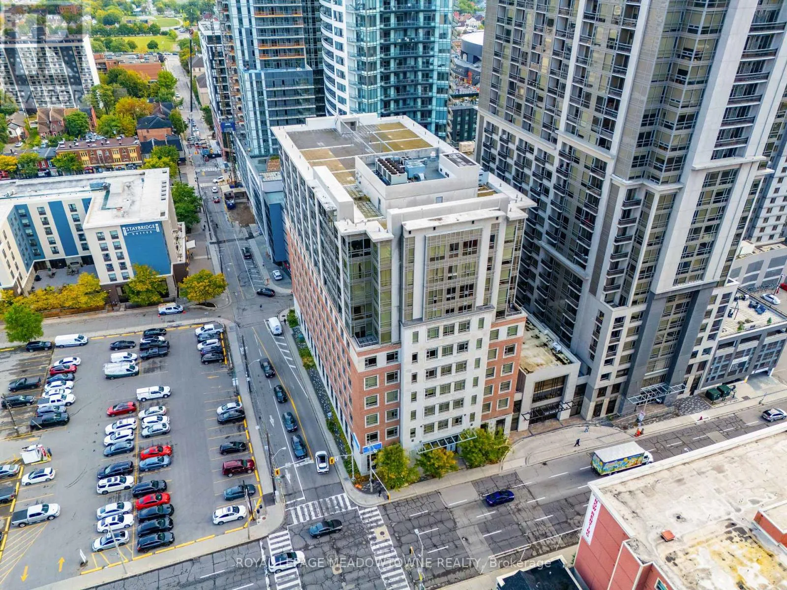 Apartment for rent: 505 - 150 Main Street W, Hamilton, Ontario L8P 1H8