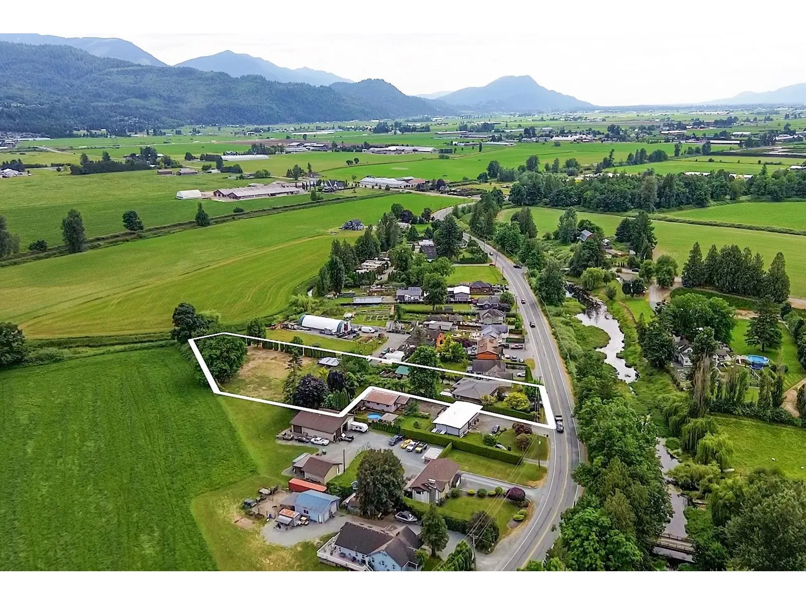 House for rent: 50590 Yale Road|rosedale, Rosedale, British Columbia V0X 1X2