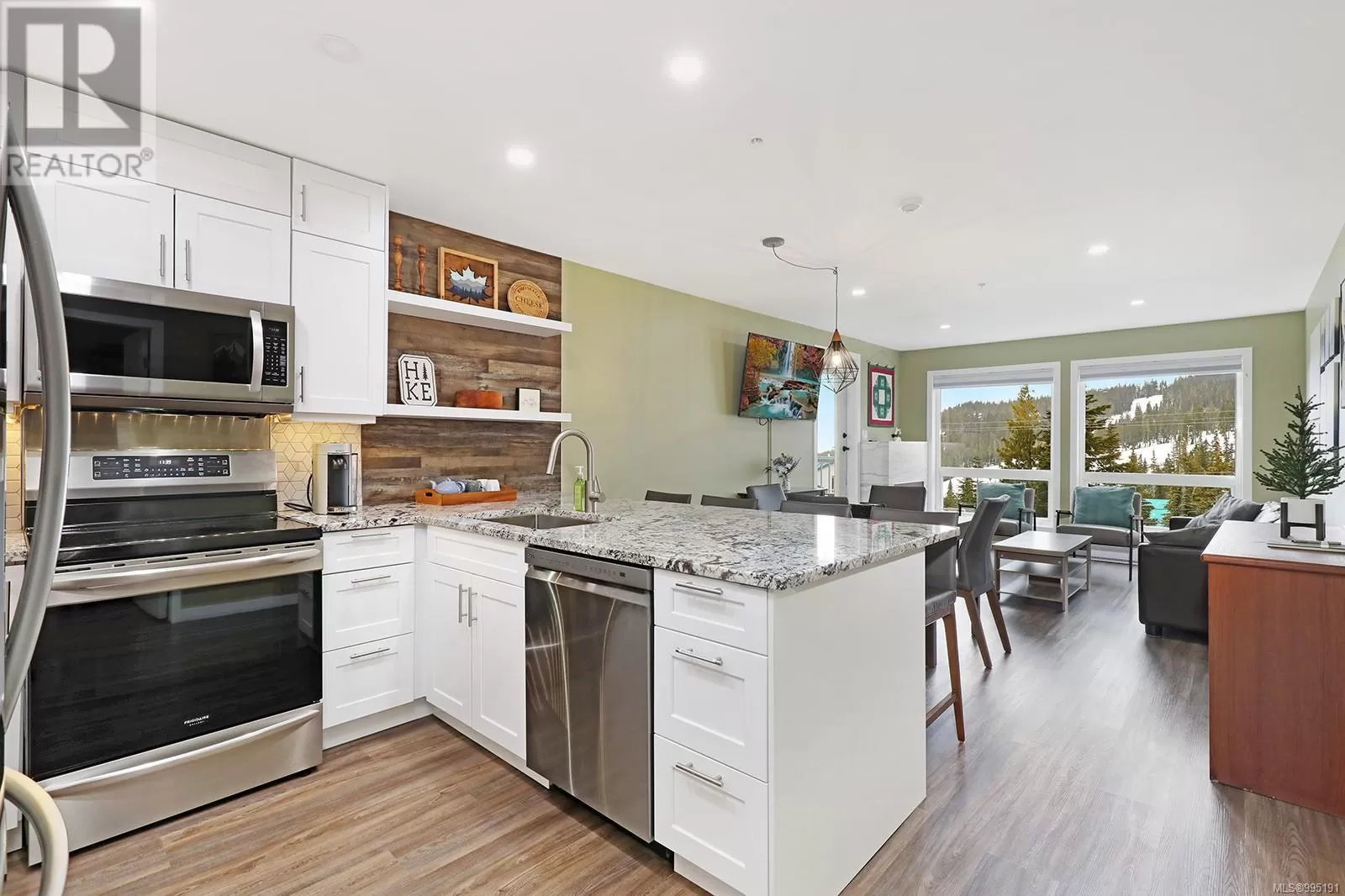 Apartment for rent: 506 1201 Henry Rd, Courtenay, British Columbia V9J 1L0