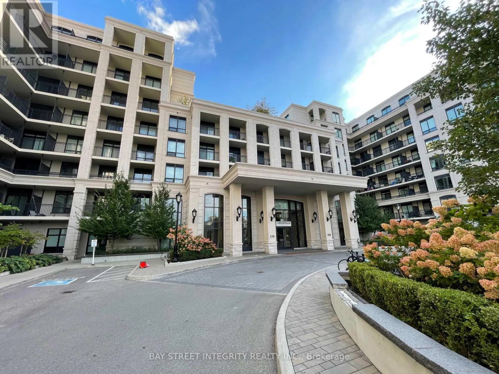 Apartment for rent: 506w - 268 Buchanan Drive, Markham, Ontario L3R 8G9