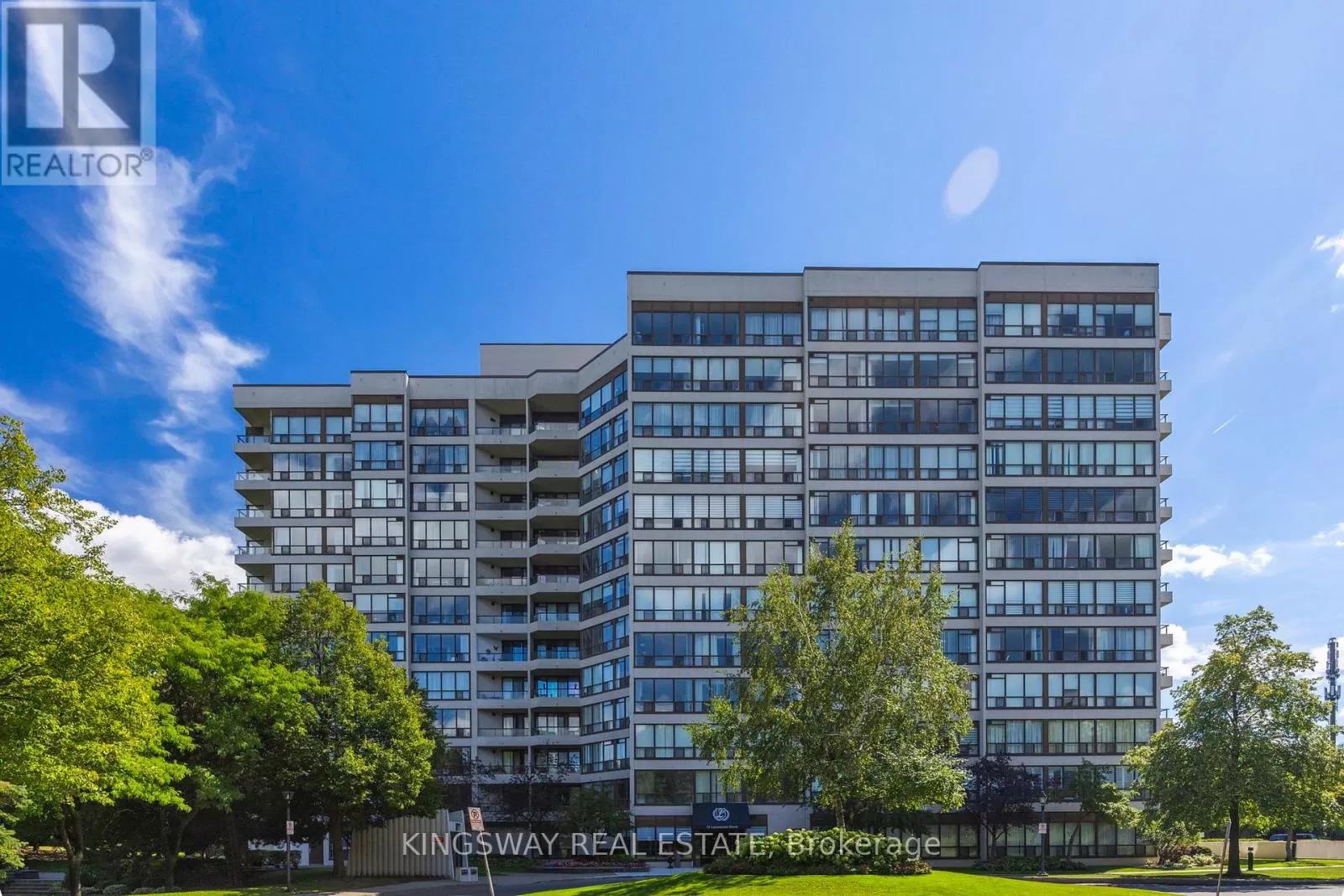 Apartment for rent: 507 - 12 Laurelcrest Street, Brampton, Ontario L6S 5Y4