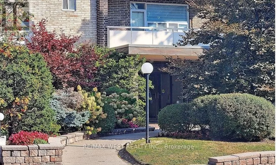 Apartment for rent: 507 - 67 Richmond Street, Richmond Hill, Ontario L4C 3Y3