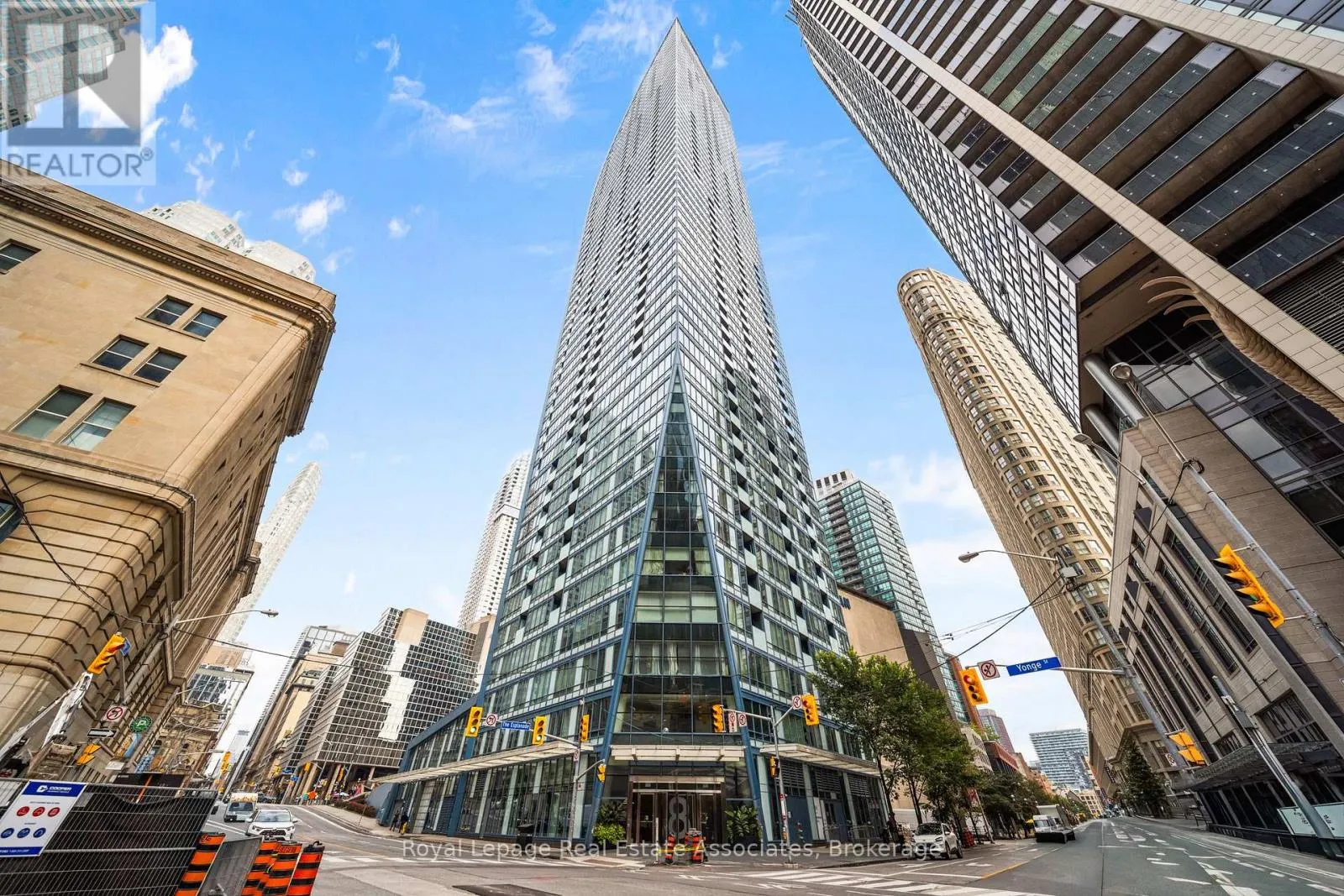 Apartment for rent: 507 - 8 The Esplanade, Toronto, Ontario M5E 0A6