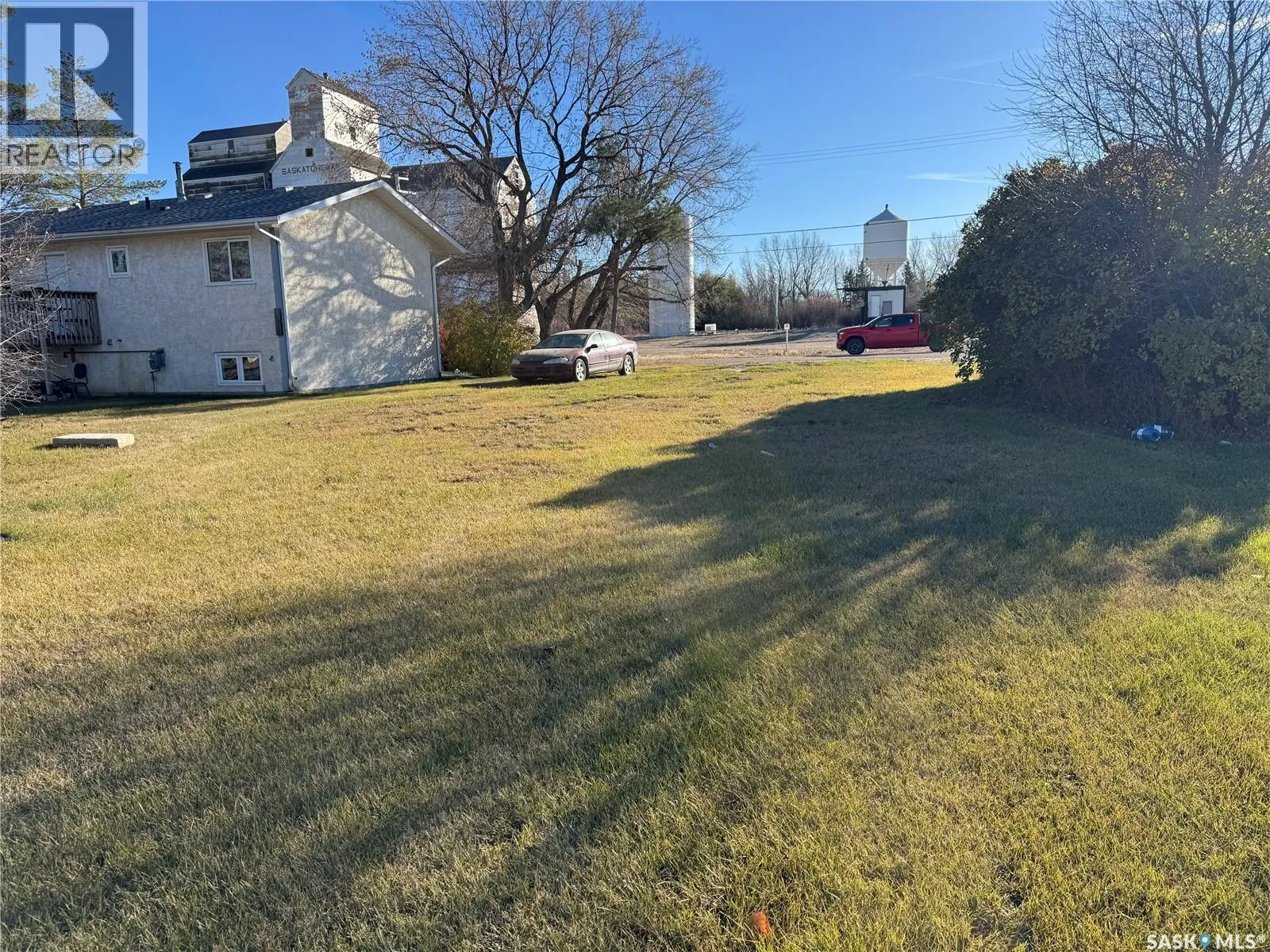 Unknown for rent: 507 Railway Avenue, Cut Knife, Saskatchewan S0M 0N0