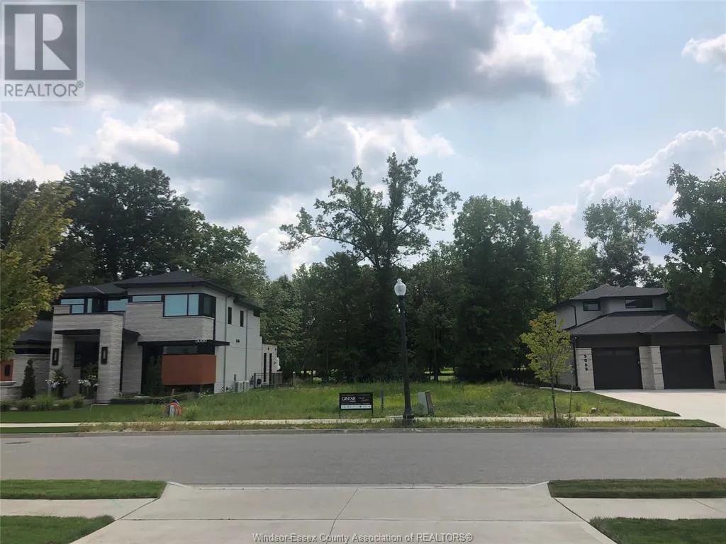 No Building for rent: 5078 Whispering Pines, LaSalle, Ontario N9H 0E5