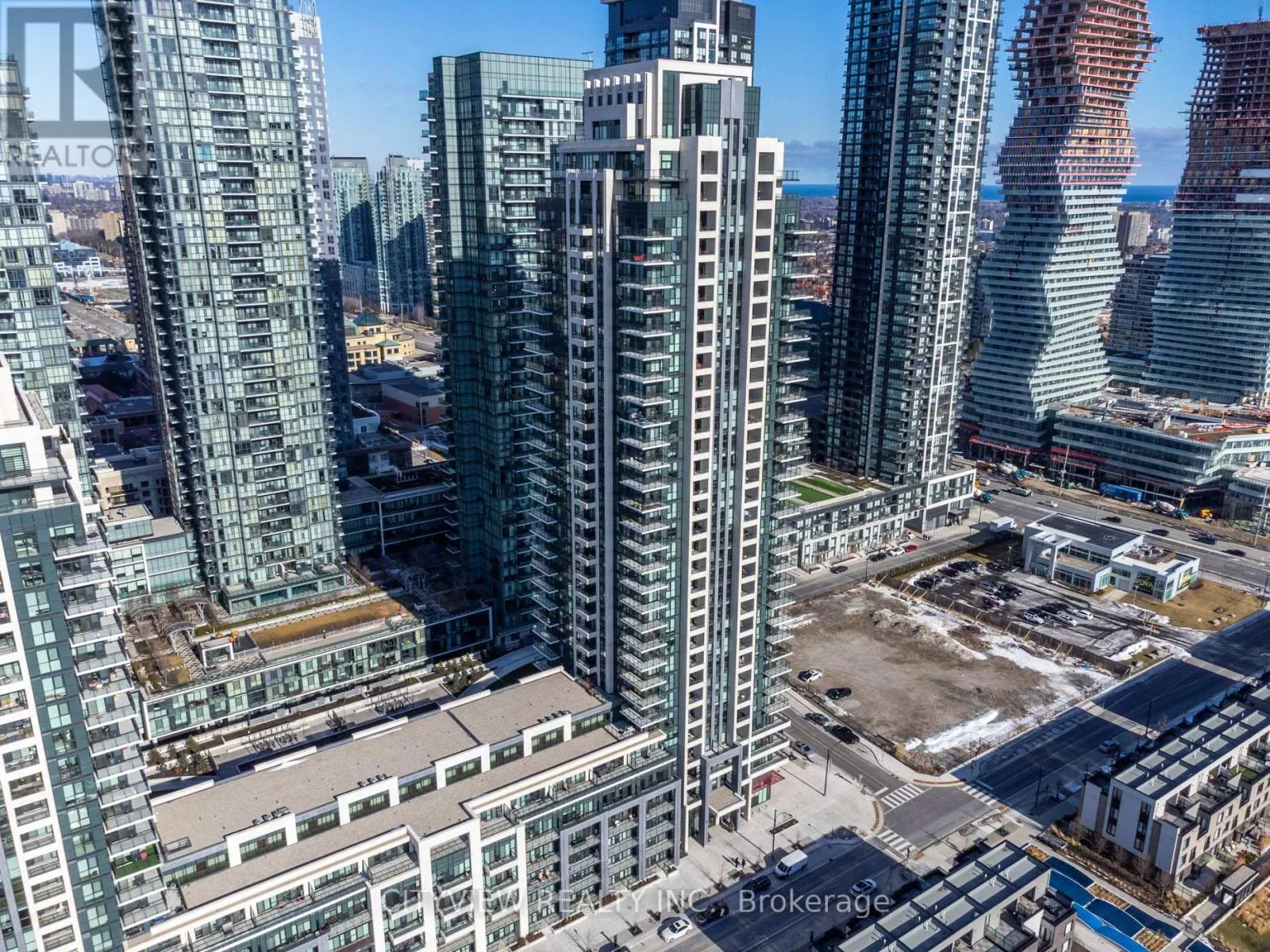 Apartment for rent: 508 - 4055 Parkside Village Drive, Mississauga, Ontario L5B 0K8