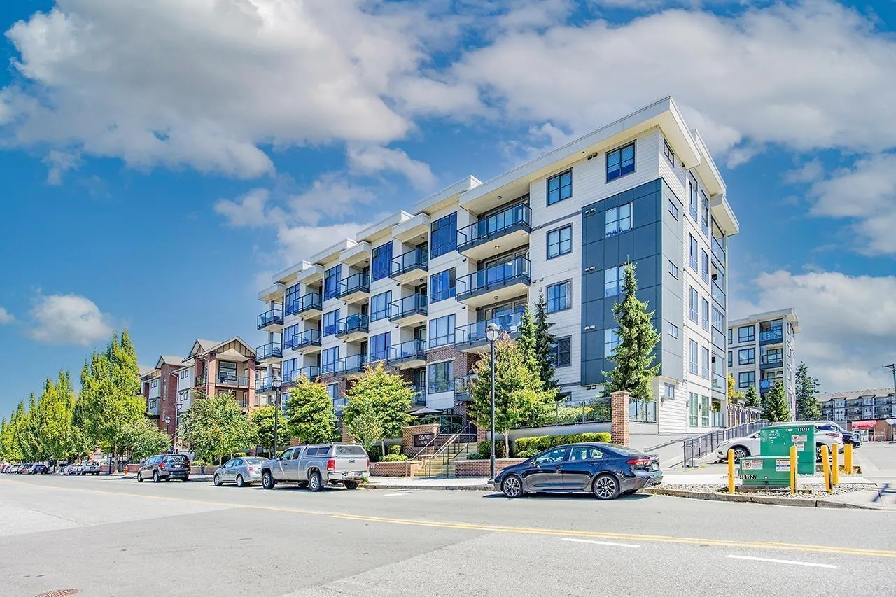 Apartment for rent: 508 5638 201a St, Langley, British Columbia V3A 0L8