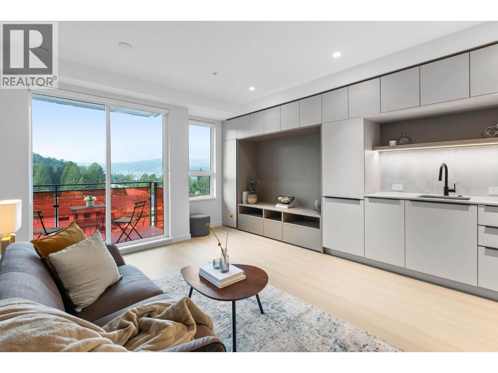 Apartment for rent: 509 2015 St. Johns Street, Port Moody, British Columbia V3H 0N5