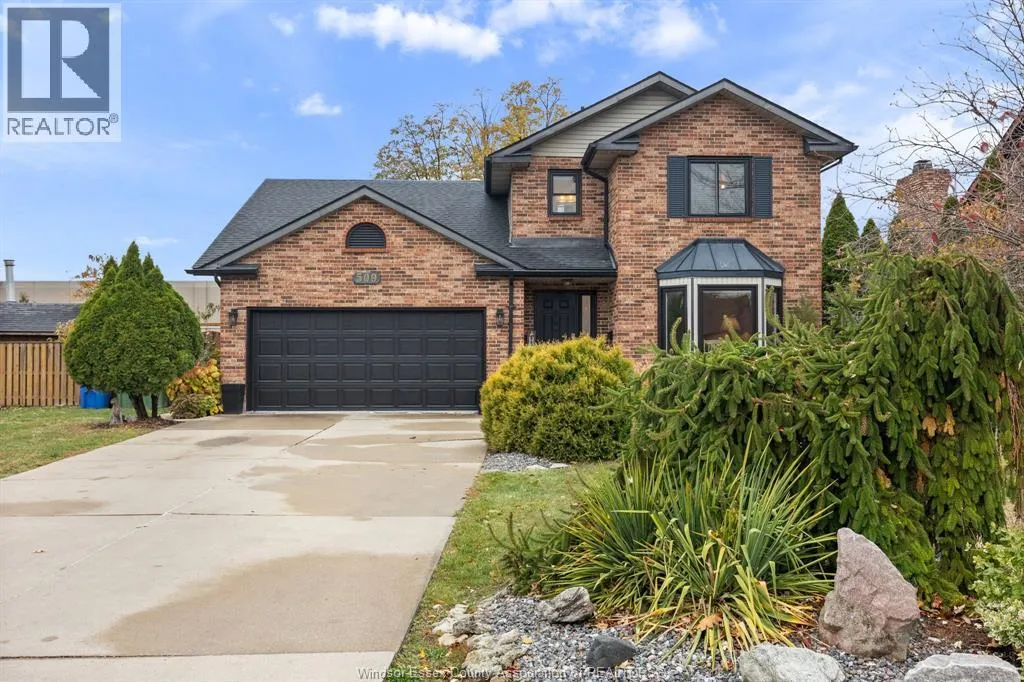 House for rent: 509 Dresden, Tecumseh, Ontario N8N 4B1