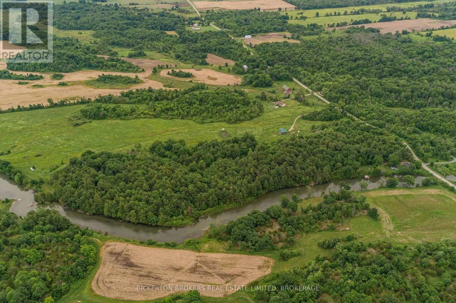 509 Sand Bay Road, Front of Leeds & Seeleys Bay, Ontario K0E 1L0