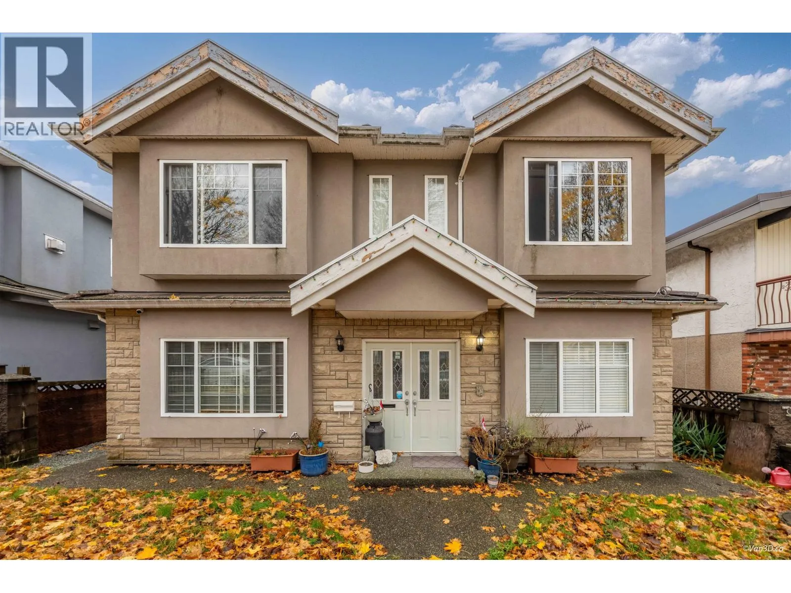 House for rent: 5093 Highgate Street, Vancouver, British Columbia V5R 3G9