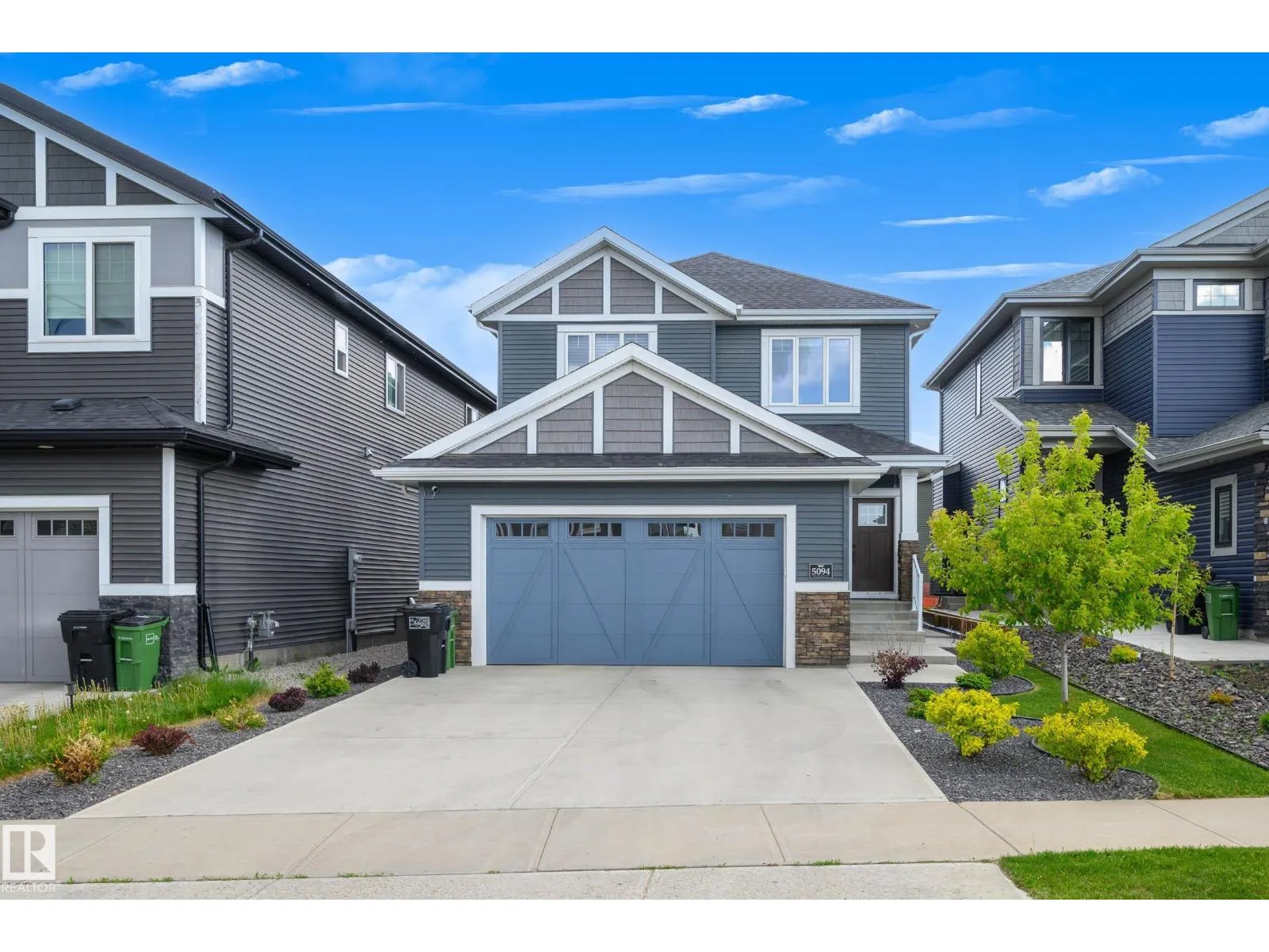 House for rent: 5094 Edgemont Bv Nw, Edmonton, Alberta T6M 2N6