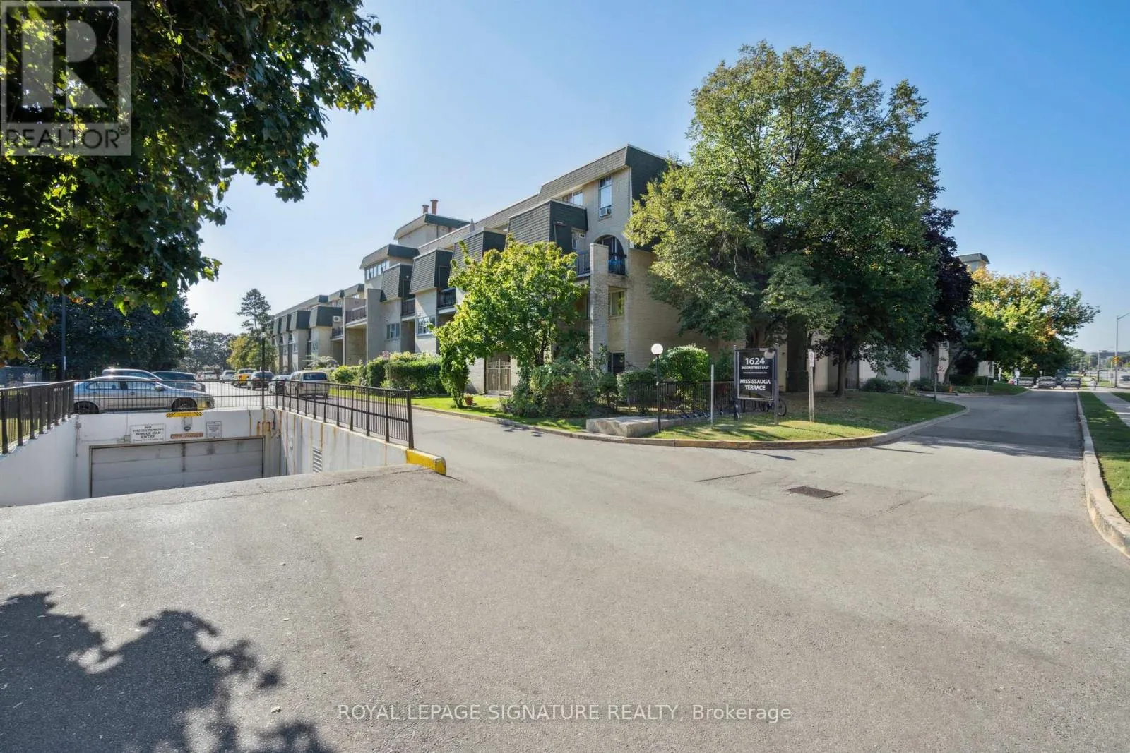 Row / Townhouse for rent: 51 - 1624 Bloor Street, Mississauga, Ontario L4X 2S2