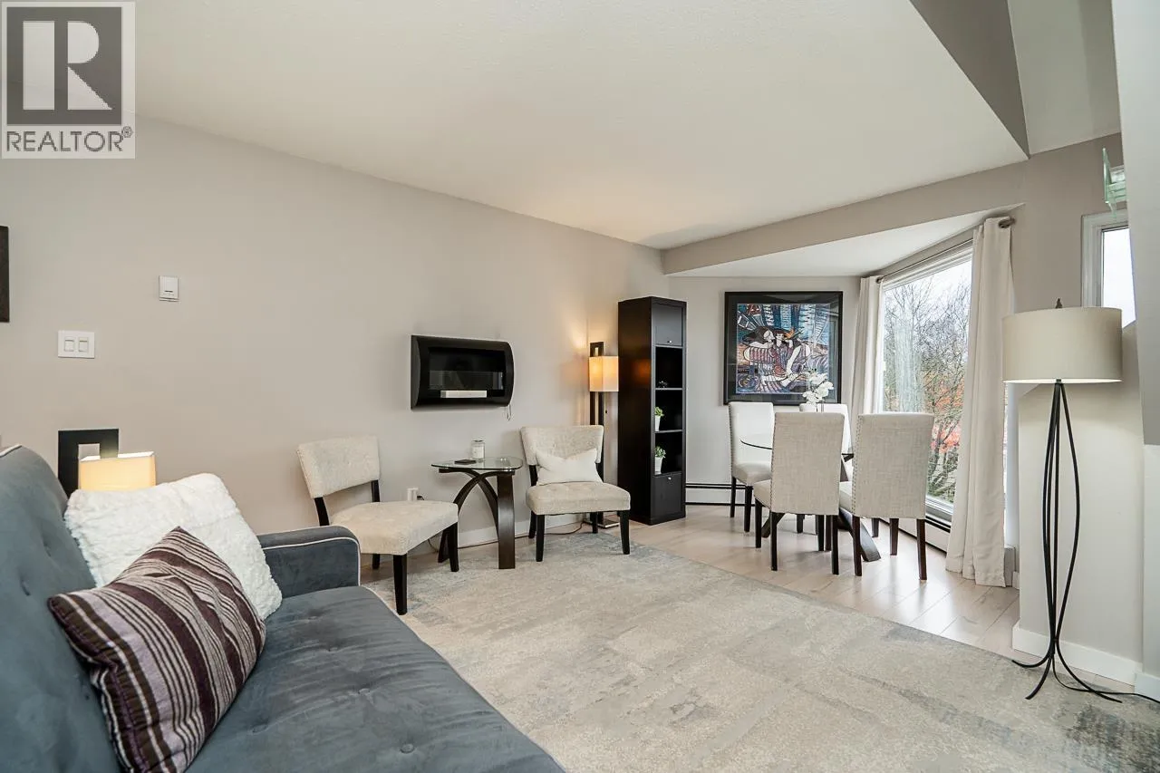 Row / Townhouse for rent: 51 870 W 7th Avenue, Vancouver, British Columbia V5Z 4C1