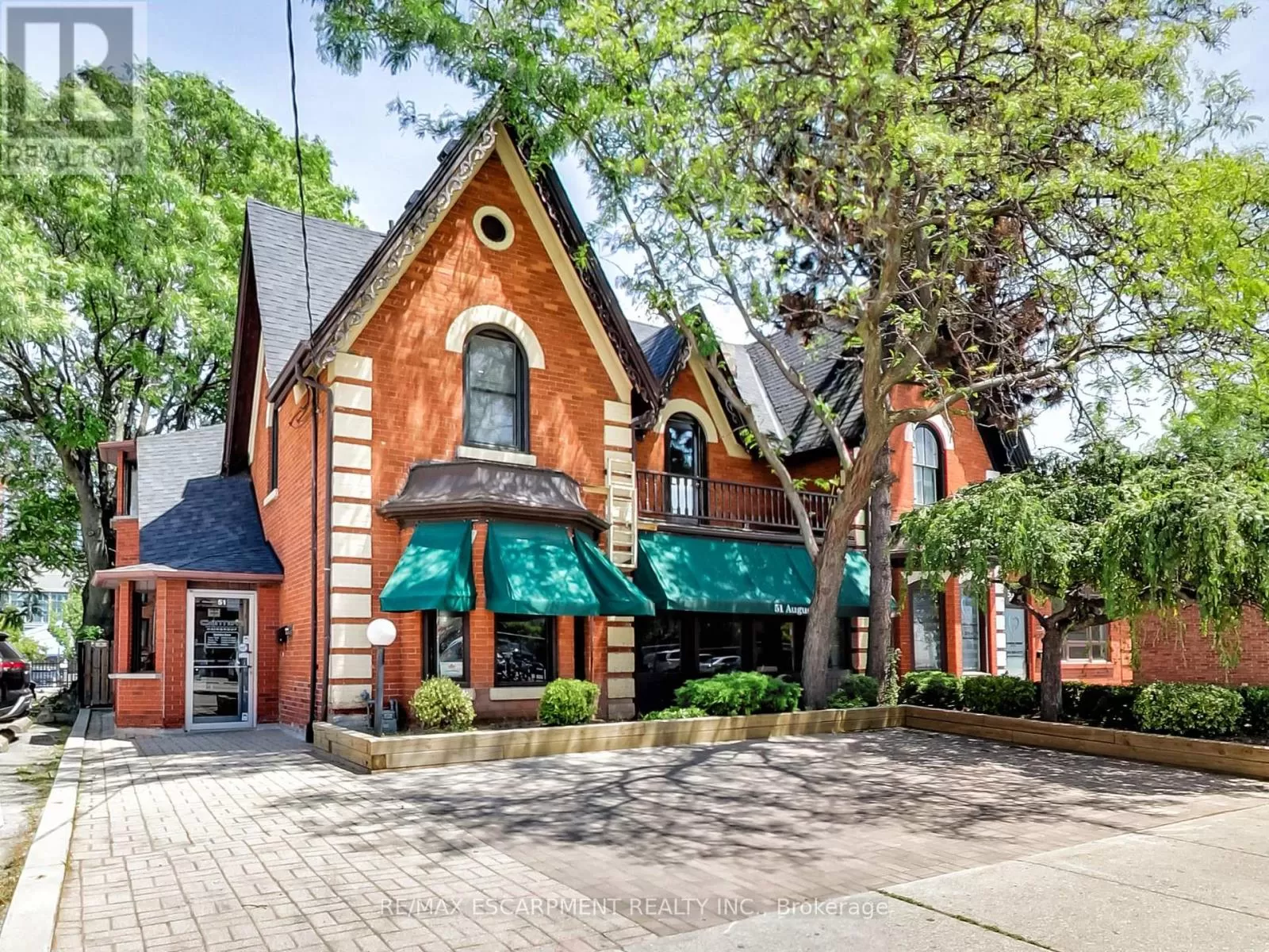 51 Augusta Street, Hamilton, Ontario L8N 1P8