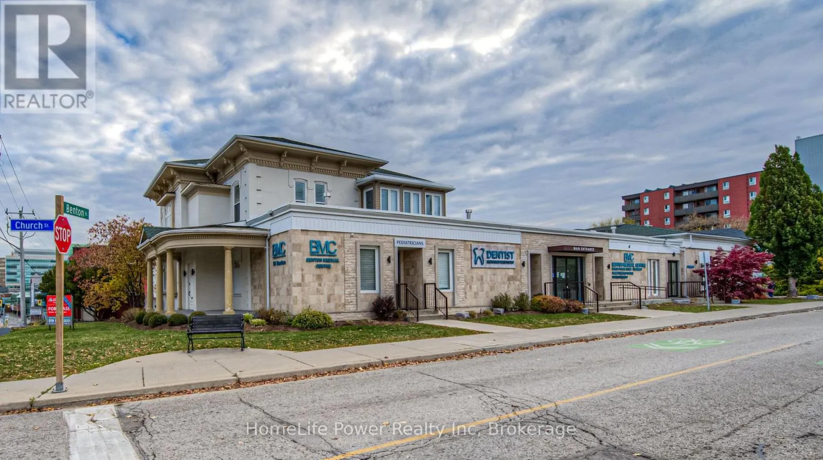 Offices for rent: 51 Benton Street, Kitchener, Ontario N2G 3H1