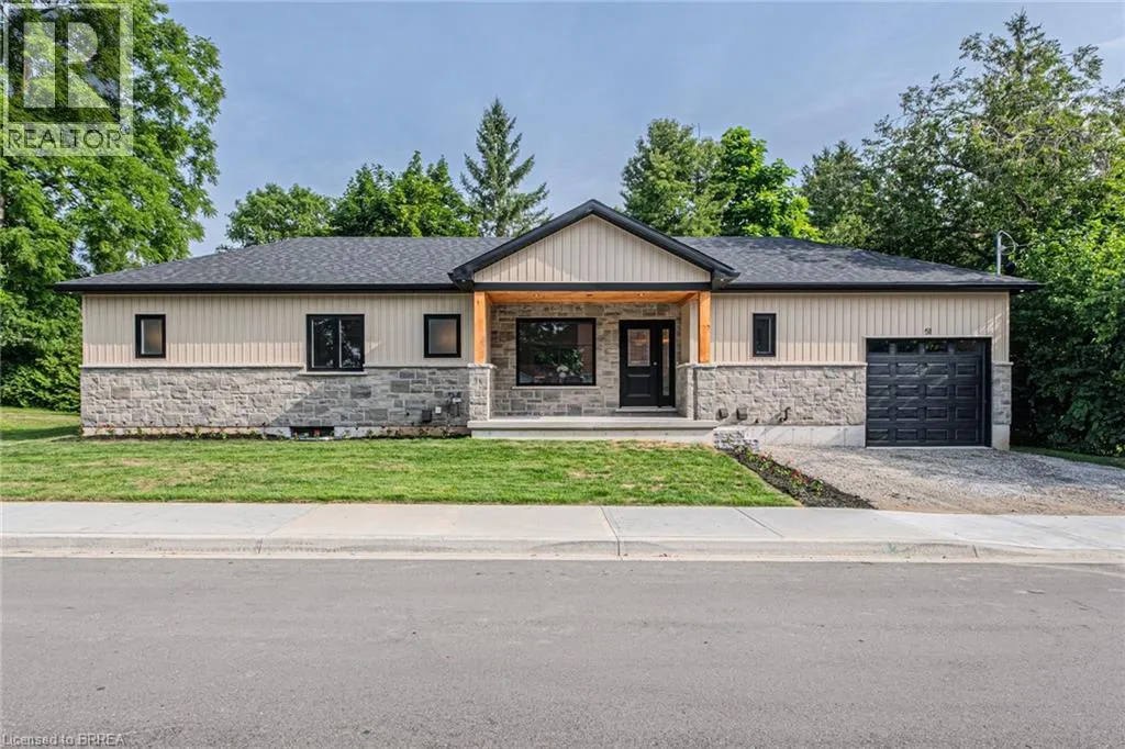 House for rent: 51 Brown Street W, Waterford, Ontario N0E 1Y0