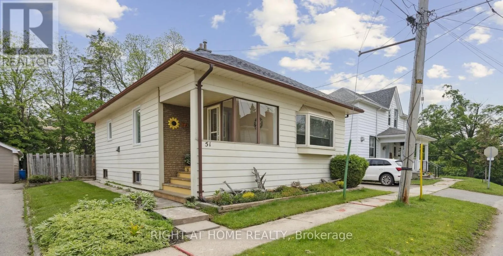 House for rent: 51 Frederick Street S, Halton Hills, Ontario L7J 2B9