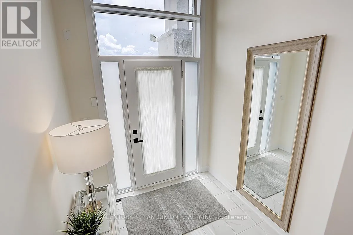 Row / Townhouse for rent: 51 Kahshe Lane, Richmond Hill, Ontario L4S 0N9