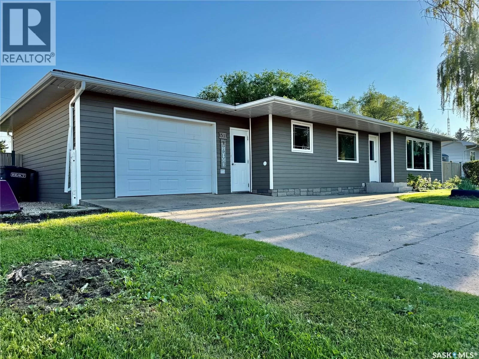 House for rent: 51 King Crescent, Humboldt, Saskatchewan S0K 2A0